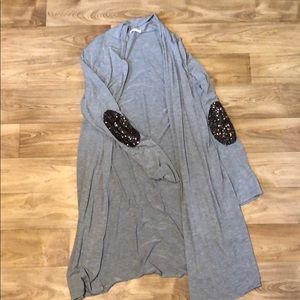 🖤 super soft gray cardigan 🖤 size L